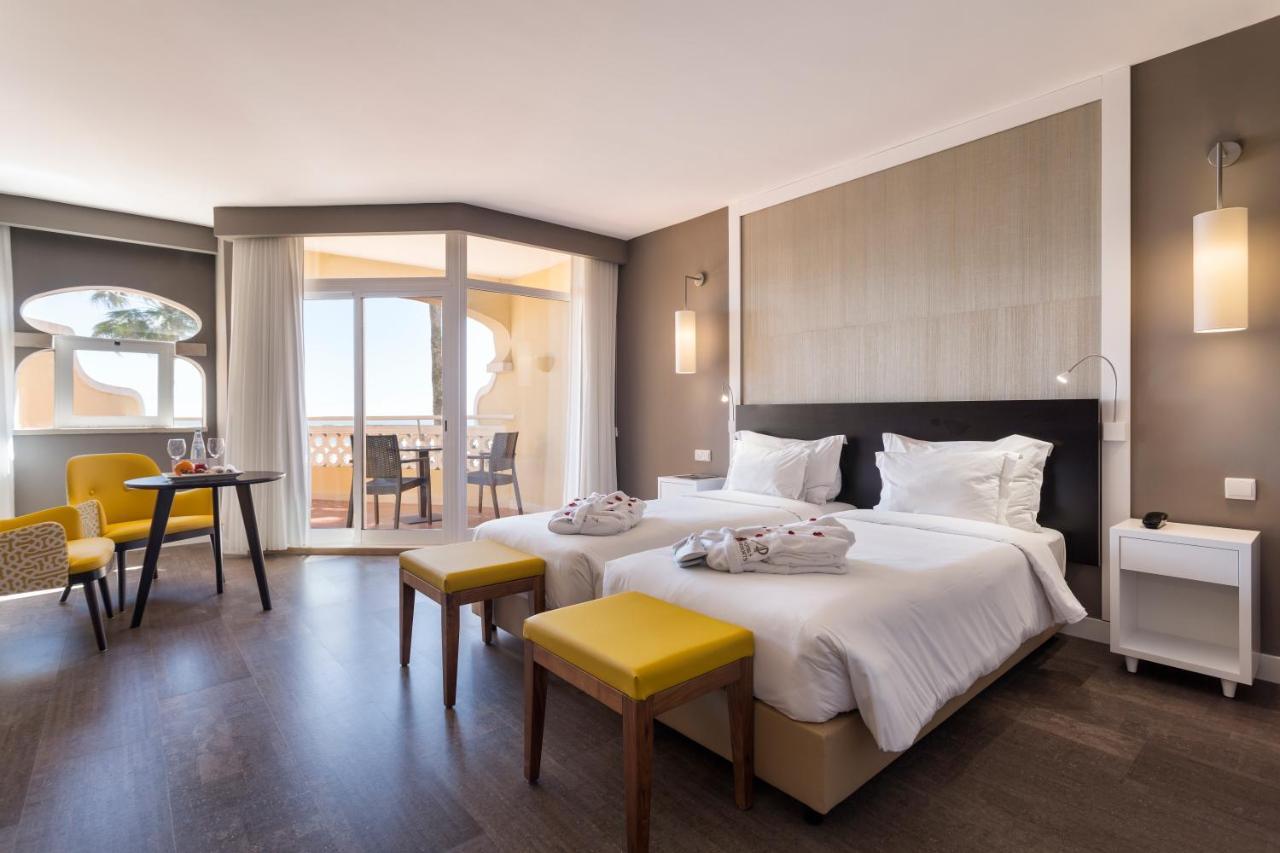 Double or Twin Room Side Sea View
